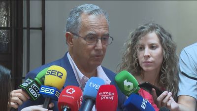 Ossorio acusa a Sánchez de "meterse en la vida de comerciantes" e insiste en recurrir el plan de ahorro energético