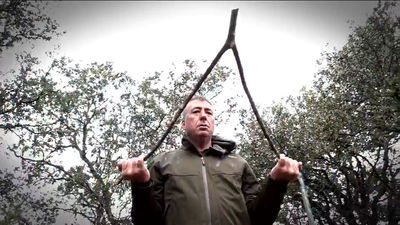 El método zahorí, aumenta la demanda de los buscadores de agua en plena sequía