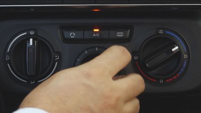 El calor puede producir accidentes de tráfico, sigue estos consejos para evitarlo