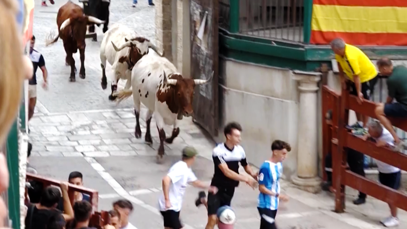 Así madrugan en Chinchón para celebrar sus fiestas y encierros
