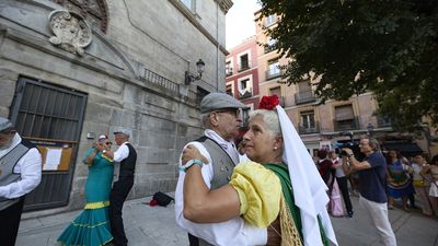 Las fiestas de La Paloma se animan con el tradicional concurso de chotis