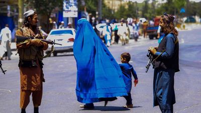 Un año del regreso de los talibanes al poder: así ha cambiado Afganistán