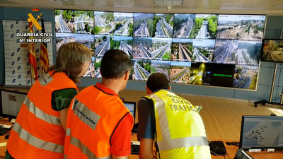 Investigadas 92 personas por falsificación de documentos de tráfico