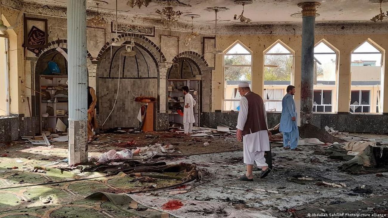 Un ataque suicida en una mezquita de Kabul deja al menos 10 muertos
