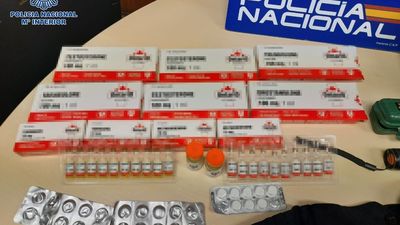 Detenidas dos personas en Madrid por llevar una bolsa con más de 400 pastillas anabolizantes