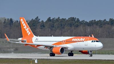 La huelga de pilotos de Easyjet deja 16 vuelos cancelados este viernes