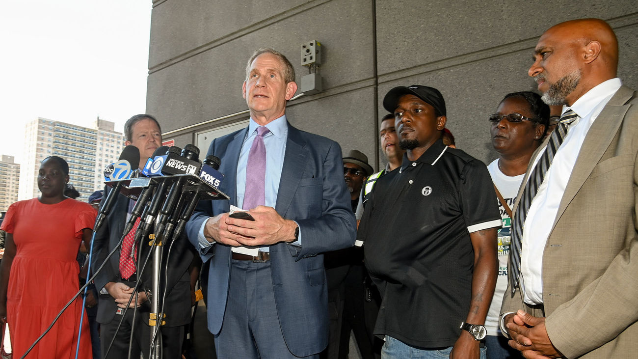 Metro de Nueva York solicita vetar a un pasajero por primera vez en su historia