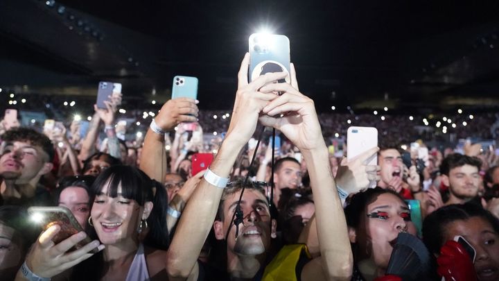 Seguidores de Rosalía en el Barakaldo Bizkaia Arena Bec, a 27 de julio de 2022 / EUROPA PRESS
