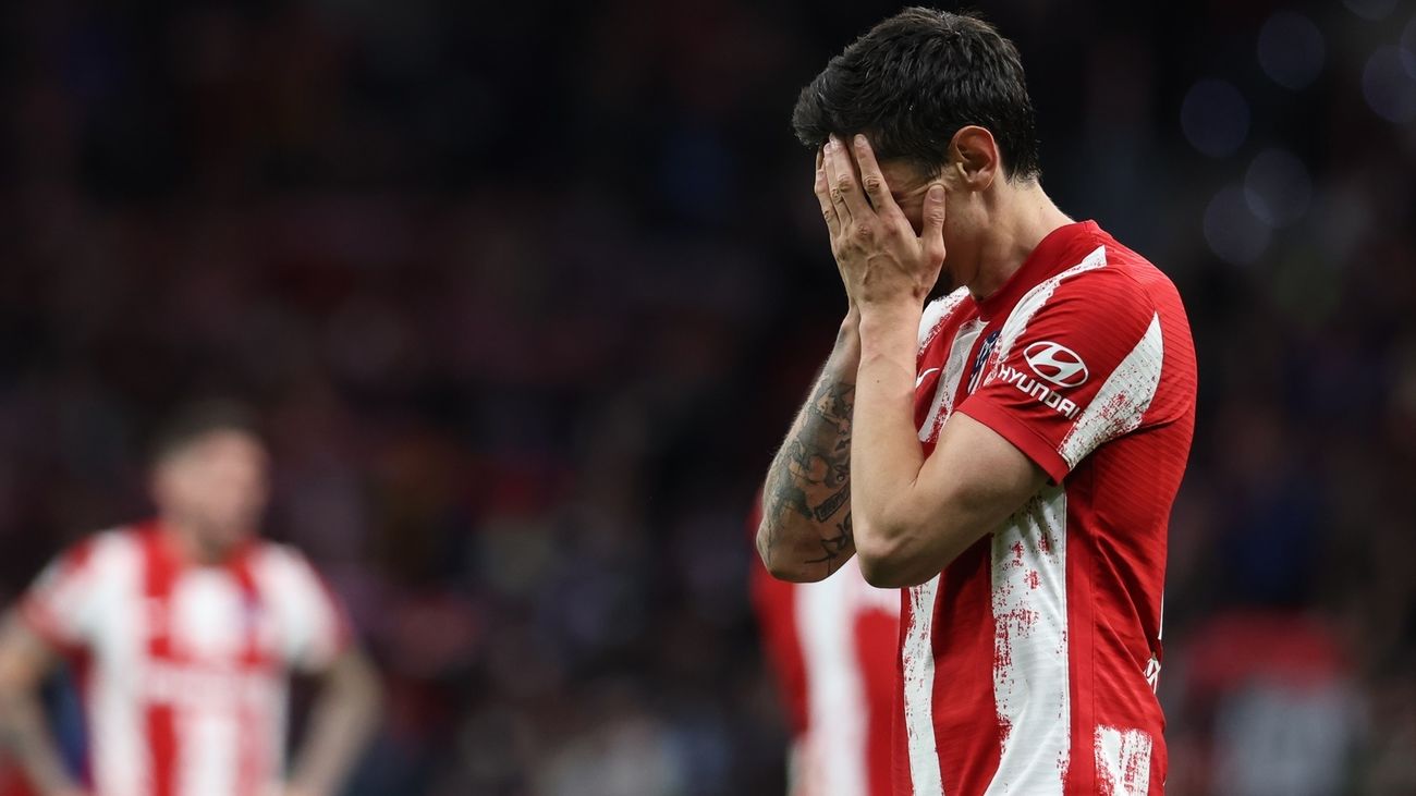 Simeone pierde a Savic por una lesión en el muslo