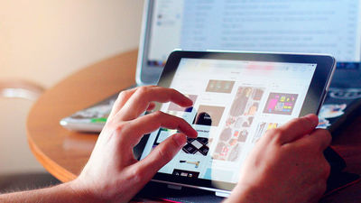 Internet gana usuarios en España, pero pasan menos tiempo 'enganchados'