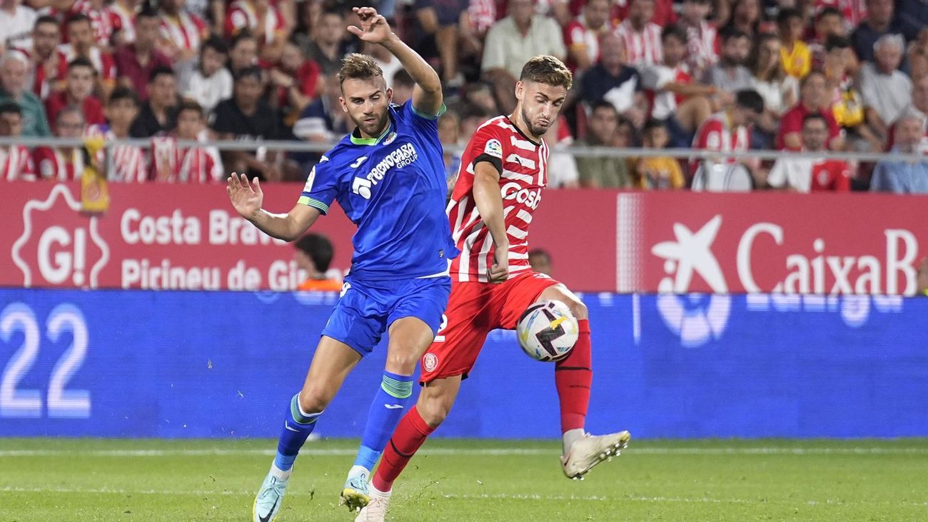 Borja Mayoral ante el Girona