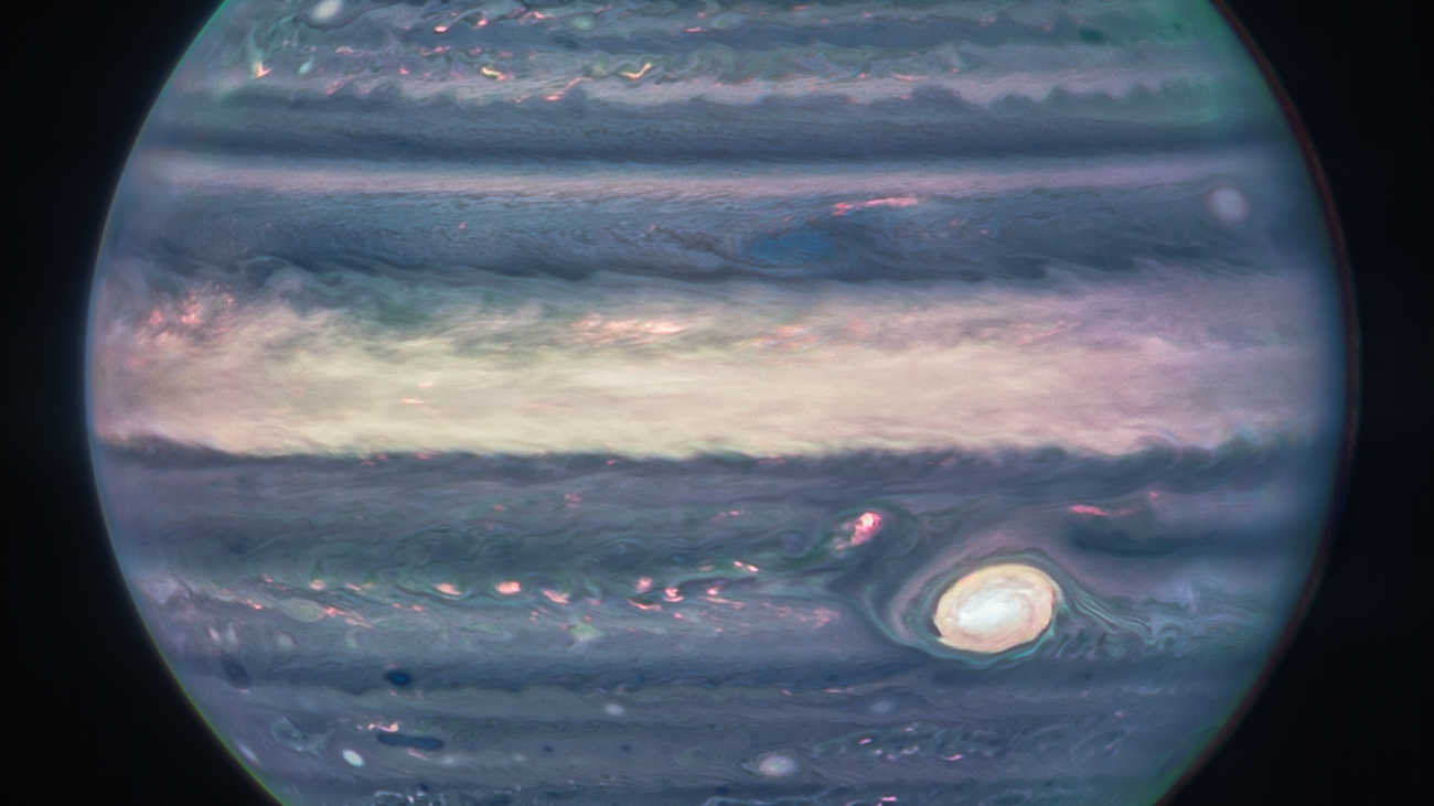 Júpiter observado a través de la cámara infrarroja del telescopio James Webb