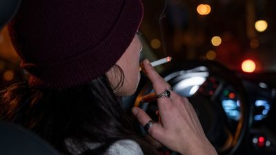 Presentan más de 70.000 firmas para que se prohíba fumar en los Parques Nacionales