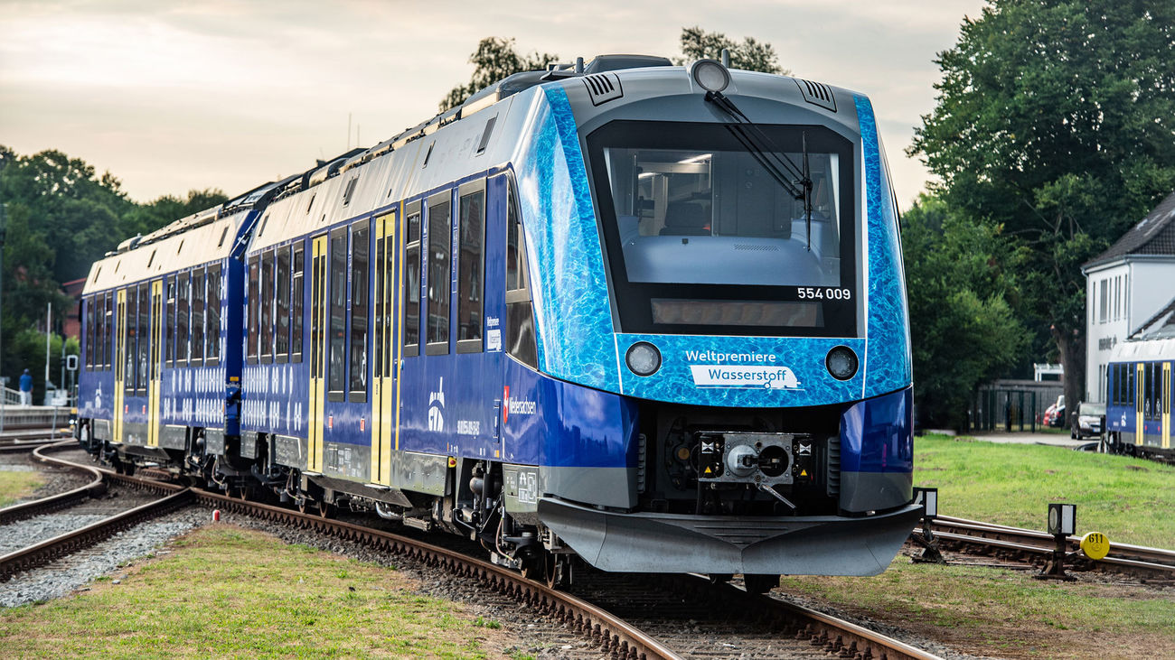 Uno de los trenes propulsadas por hidrógeno que cubrirán íntegramente la línea en la región de Bremervörde (Alemania)
