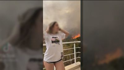 La imprudencia de los jóvenes que hacen 'turismo de incendio' para conseguir likes