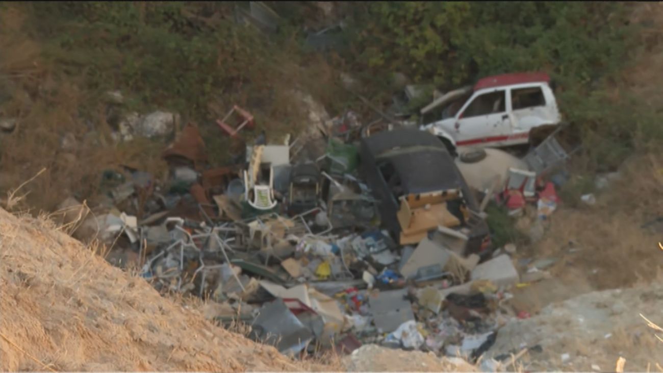 Descubren un enorme vertedero ilegal en Titulcia
