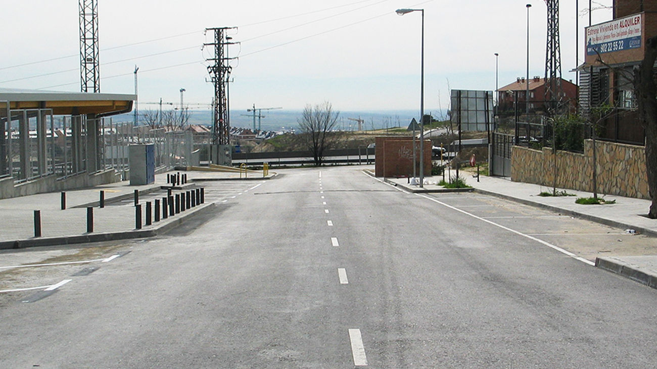 Cortes en el paseo Joaquín Ruiz-Giménez de Torrelodones por obras de remodelación