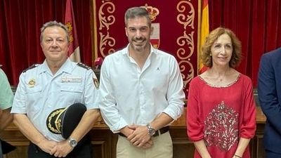 Homenajeado el policía que salvó a un hombre en la estación de Embajadores