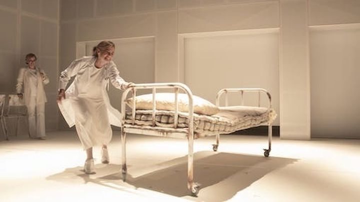 Adictos 2 / Teatro Reina Victoria