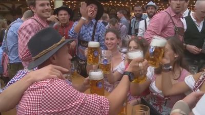 Brindis más caros en el Festival de la Cerveza de Múnich