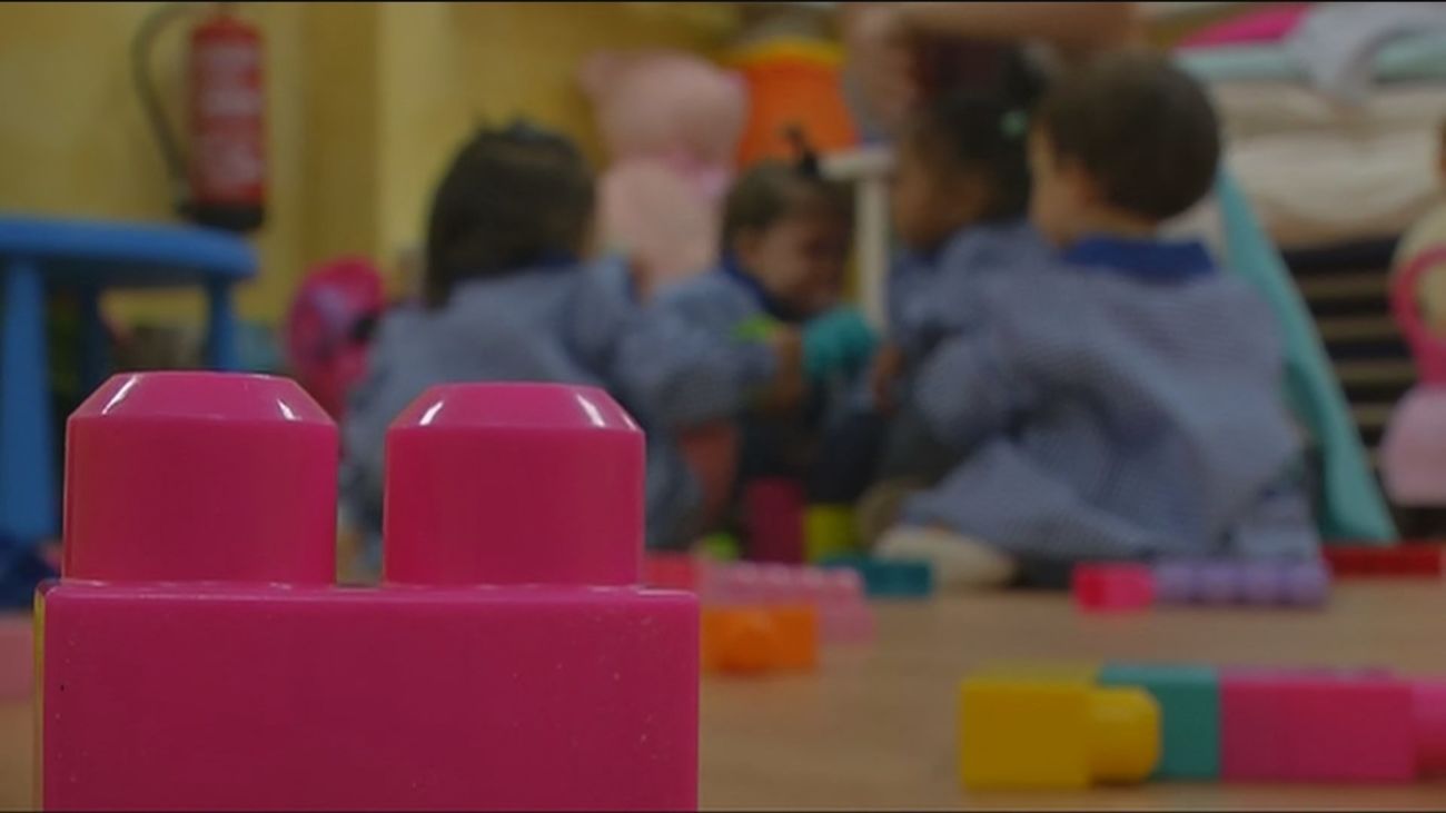 Cerca de 2.000 plazas para niños de 0 a 3 años en colegios públicos de la Comunidad de Madrid