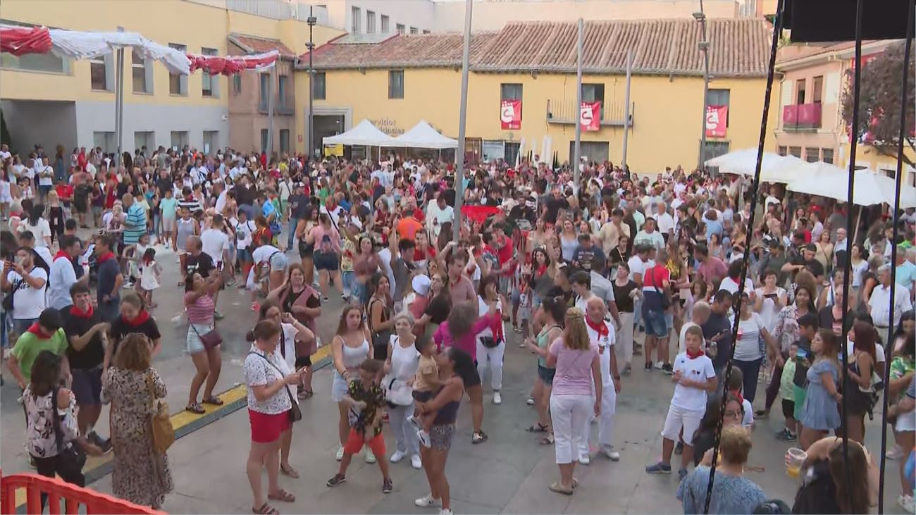 Tras 1.000 días sin 'chupinazo', arrancan las fiestas de 'Sanse'