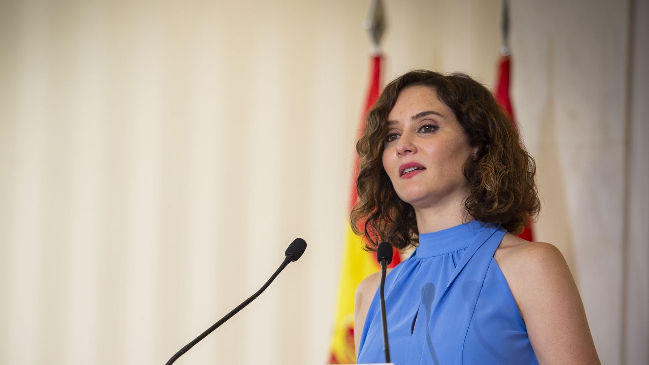 Ayuso entrega este lunes la Gran Cruz de la Orden del 2 de mayo a los agentes de Policía y Guardia Civil desplegados en Ceuta y Melilla