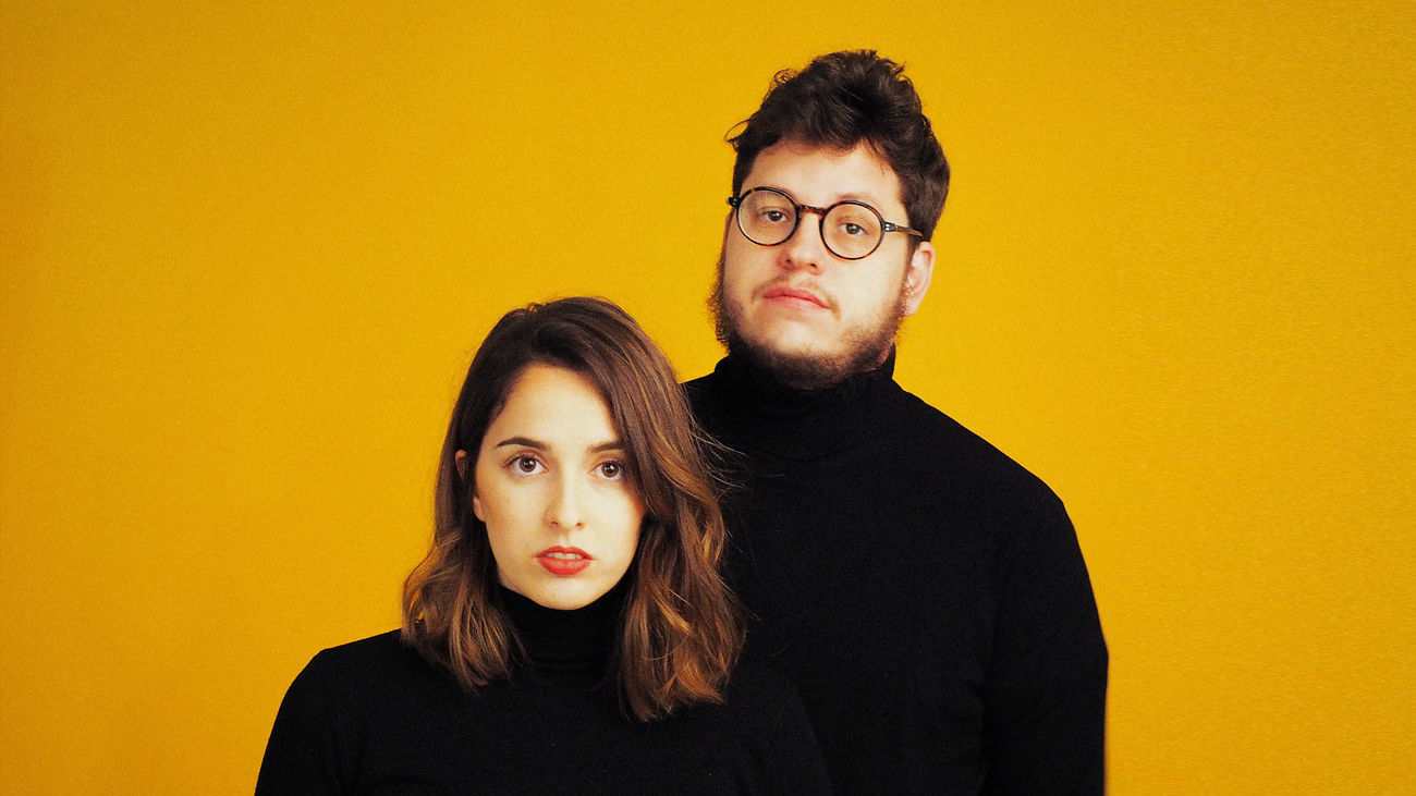 Merino presentan 'Bomba de humo': “somos poperos de alto voltaje emocional”