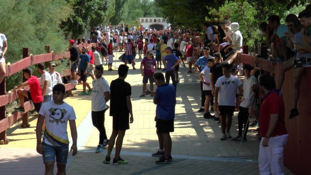 Muere un hombre de 60 años tras una cornada en el cuello en los encierros de Alalpardo
