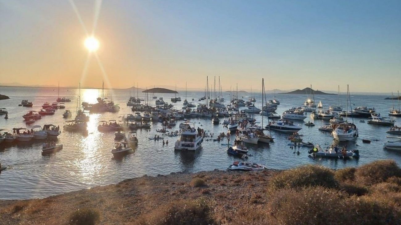 El Gobierno abre un expediente por la fiesta con barcos en el mar Menor