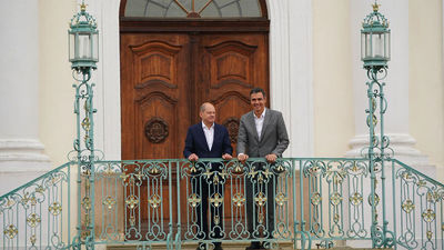 Sánchez afirma que le "encantaría" hacer una visita a Argelia