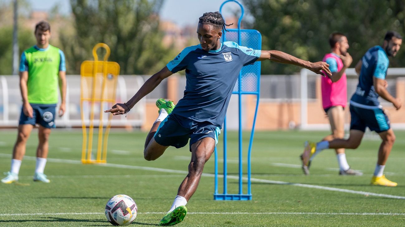 Yvan Neyou en su primer entrenamiento