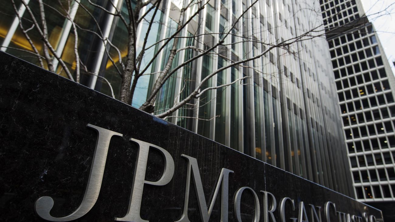 La Policía registra las oficinas del banco de inversión JPMorgan en Fráncfort