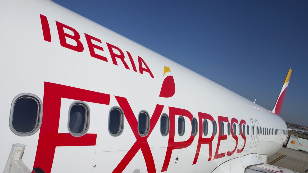 Iberia Express operará este miércoles el 96% de los vuelos programados en el cuarto día de paros