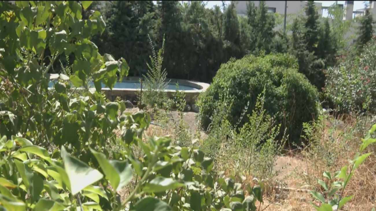 Okupas que consumen 319.000 litros de agua en tres meses: llenan la piscina y celebran fiestas en Colmenar Viejo