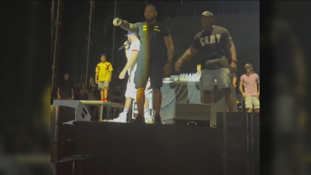 Polémica con la reacción de Omar Montes tras ser agredido con un mechero