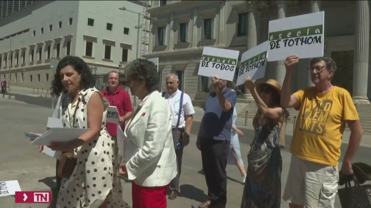Escuela de Todos convoca una manifestación en Barcelona en defensa del castellano