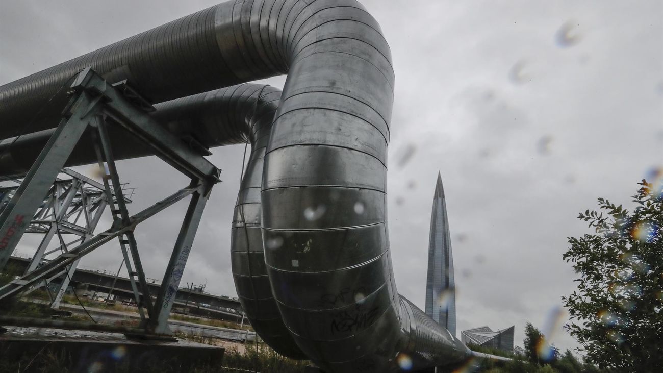 Rusia cumple su amenaza y corta el suministro de gas a Europa 'por una fuga'