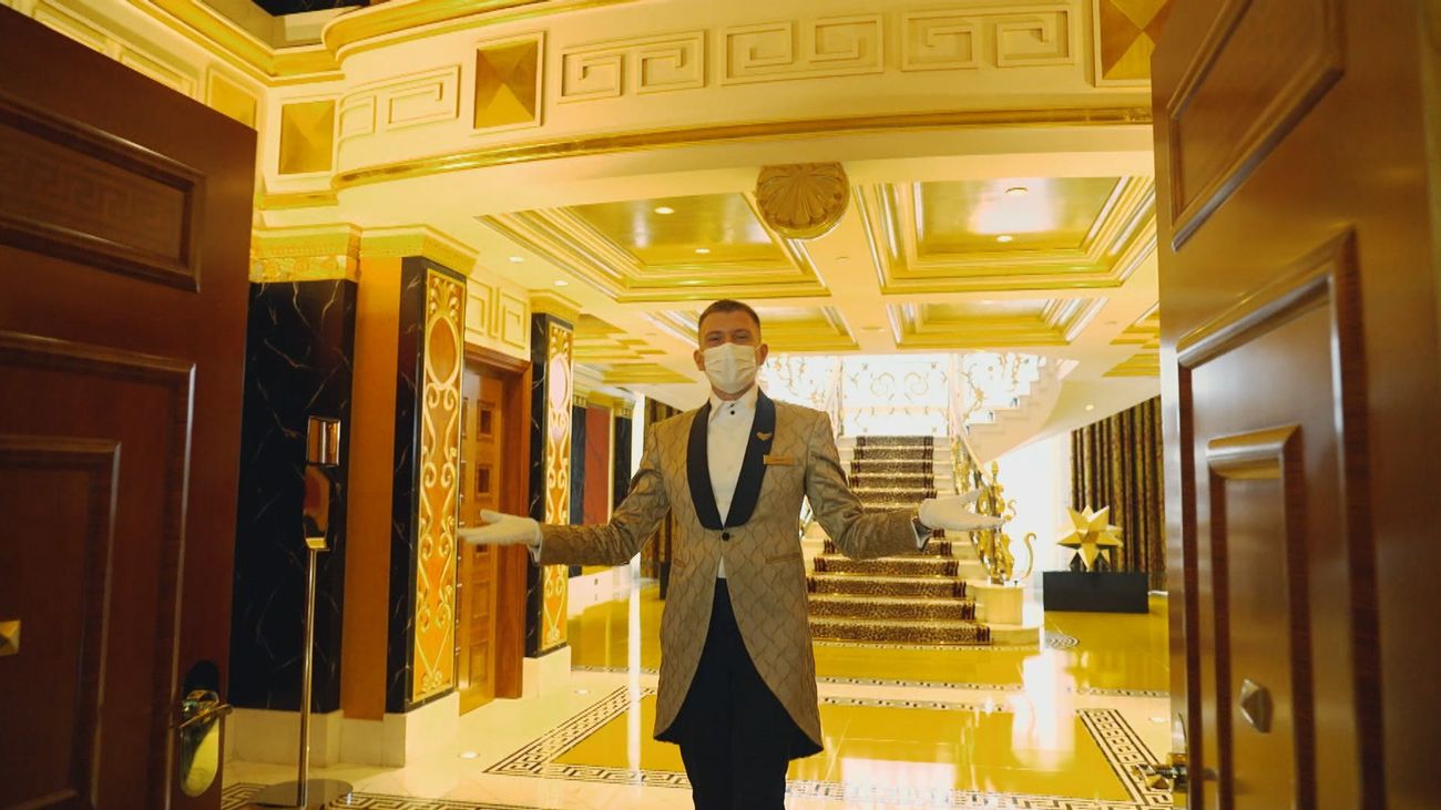 El hotel Burj al Arab, el único del mundo con 7 estrellas