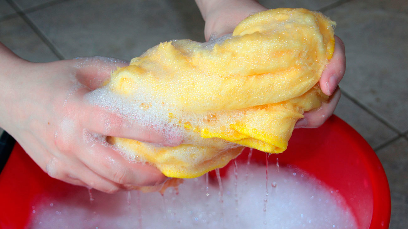 El Gobierno aprobará este martes el subsidio para empleadas del hogar