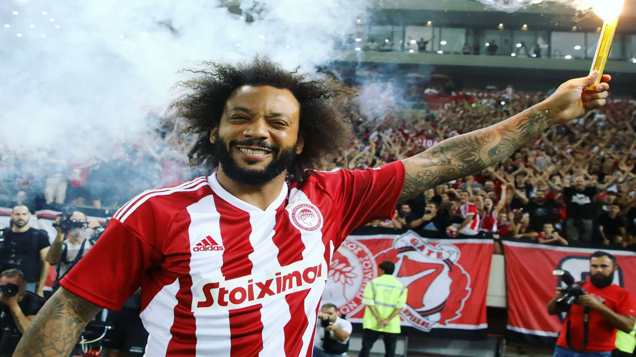 Locura por Marcelo, 20.000 personas en su presentación en el Olympiacos