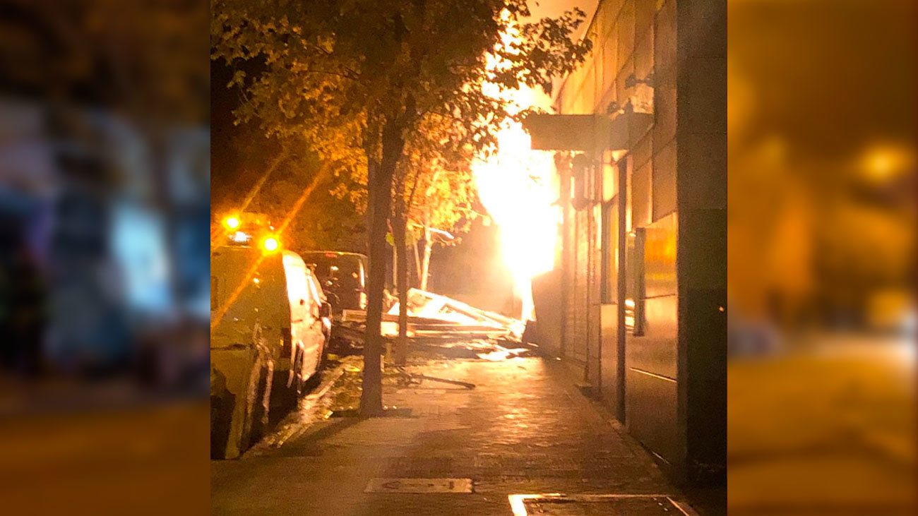 Una explosión de gas en un bar de Carabanchel deja dos heridos graves