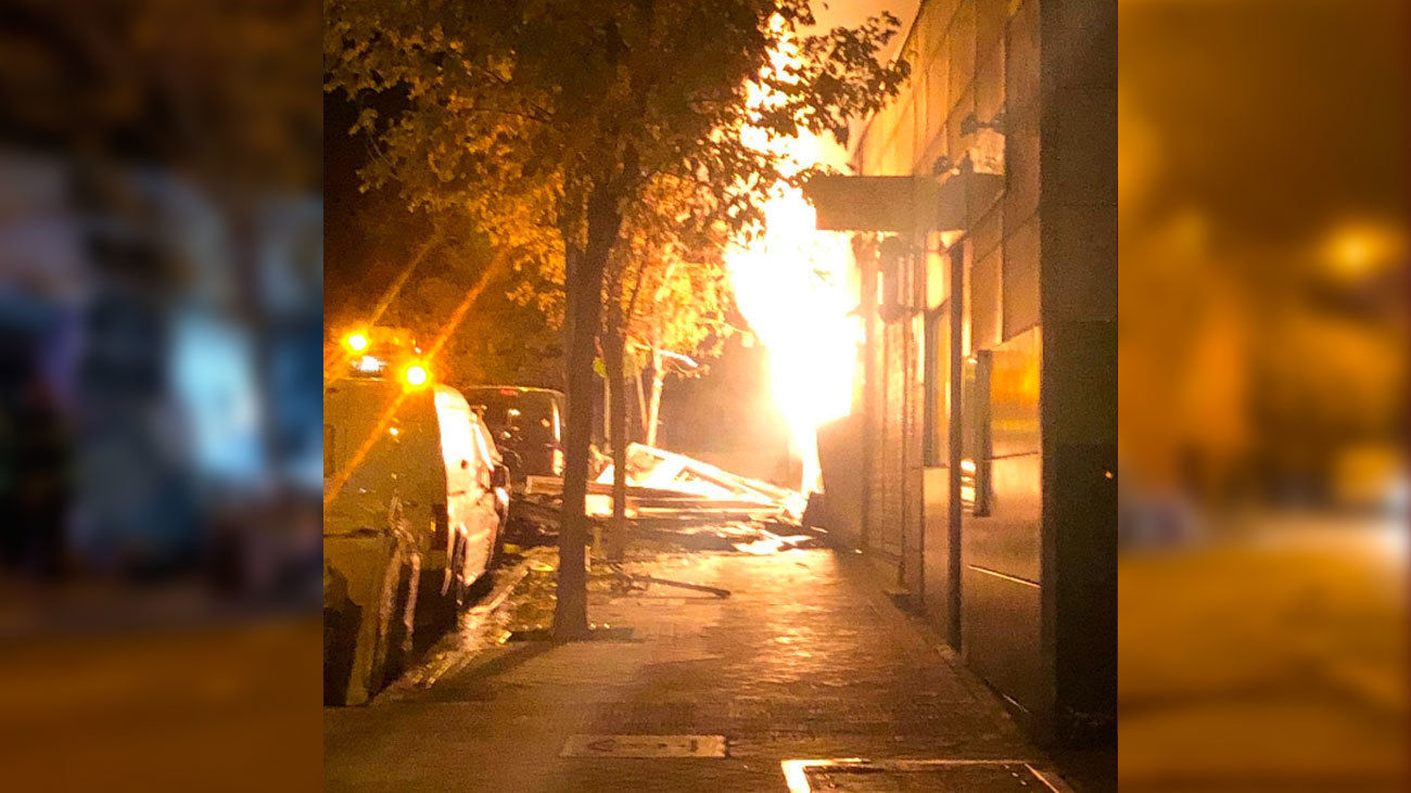 Una explosión de gas en un bar de Carabanchel deja dos heridos graves