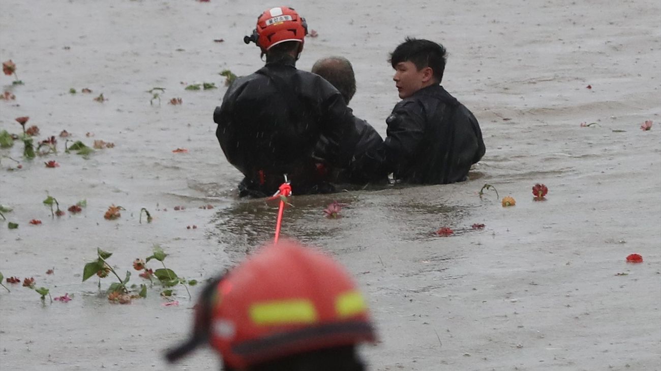 Un Tifón deja 2 muertos y 10 desaparecidos en Corea del Sur