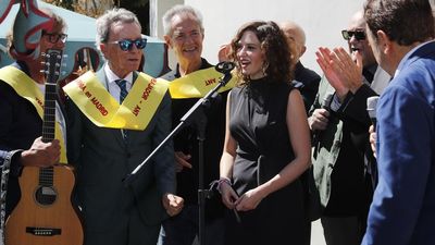 Ayuso, investida presidenta de 'Tabarnia'