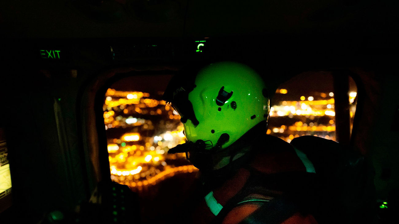 Rescatan con vida a bañista en Barcelona tras 6 horas desaparecida en el mar