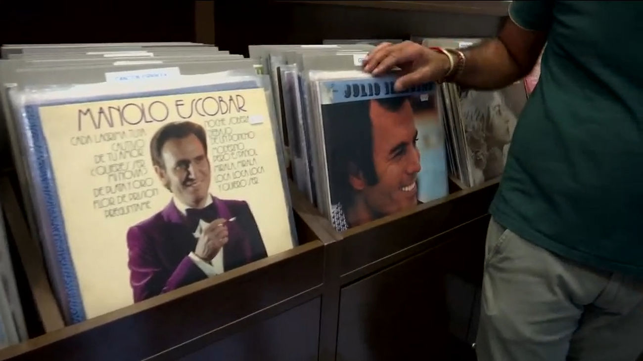 El vinilo resiste a las plataforma de música online