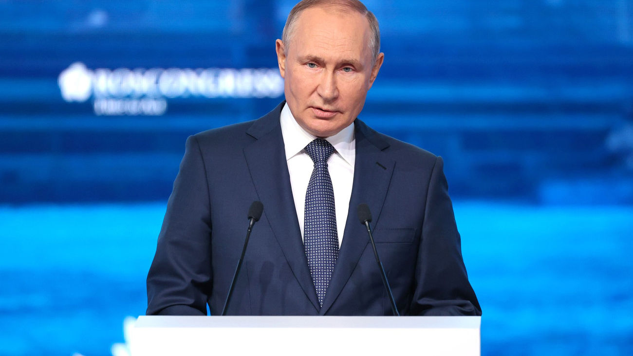 Putin en una conferencia en VII Foro Económico Oriental en Vladivostok