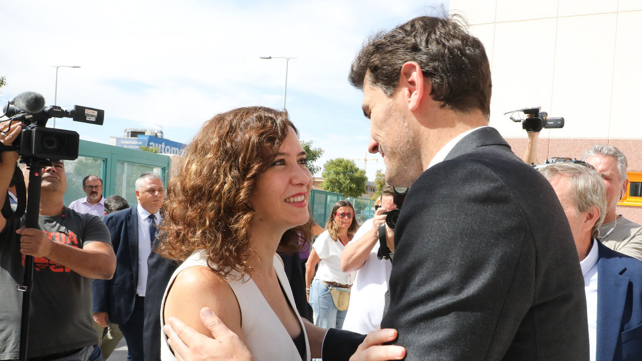 Díaz Ayuso se abre a estudiar con la comunidad educativa el adelanto del curso escolar al 1 de septiembre