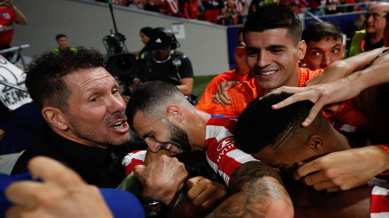 Simeone y Hermoso reconocen que ante el Oporto tuvieron fortuna en la victoria